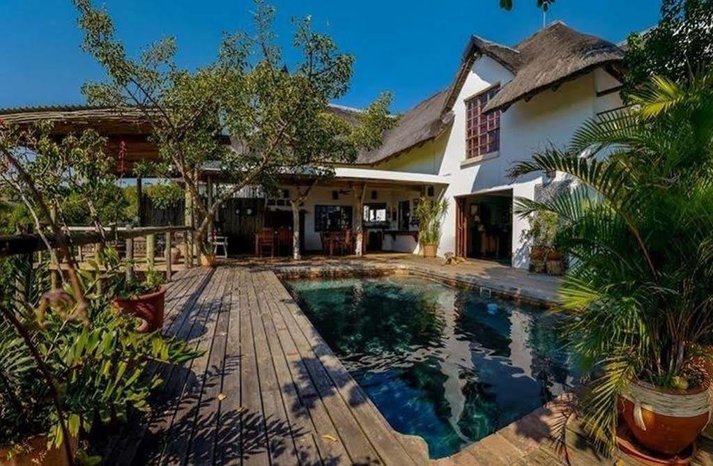 Utopia In Africa Guest Villa Mbombela Exteriör bild